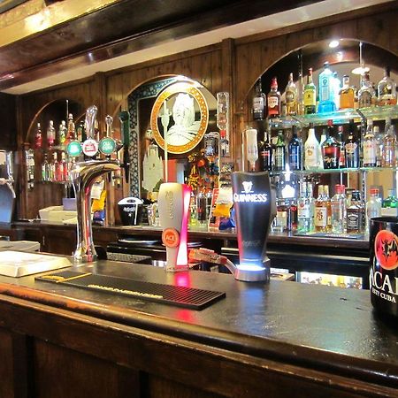 Grail Court Hotel Burton-upon-Trent Exterior foto