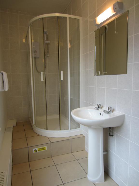 Grail Court Hotel Burton-upon-Trent Quarto foto